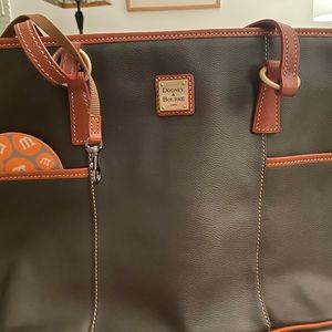 Dooney and Bourke Large Brown Leather Tot Bag NWOT